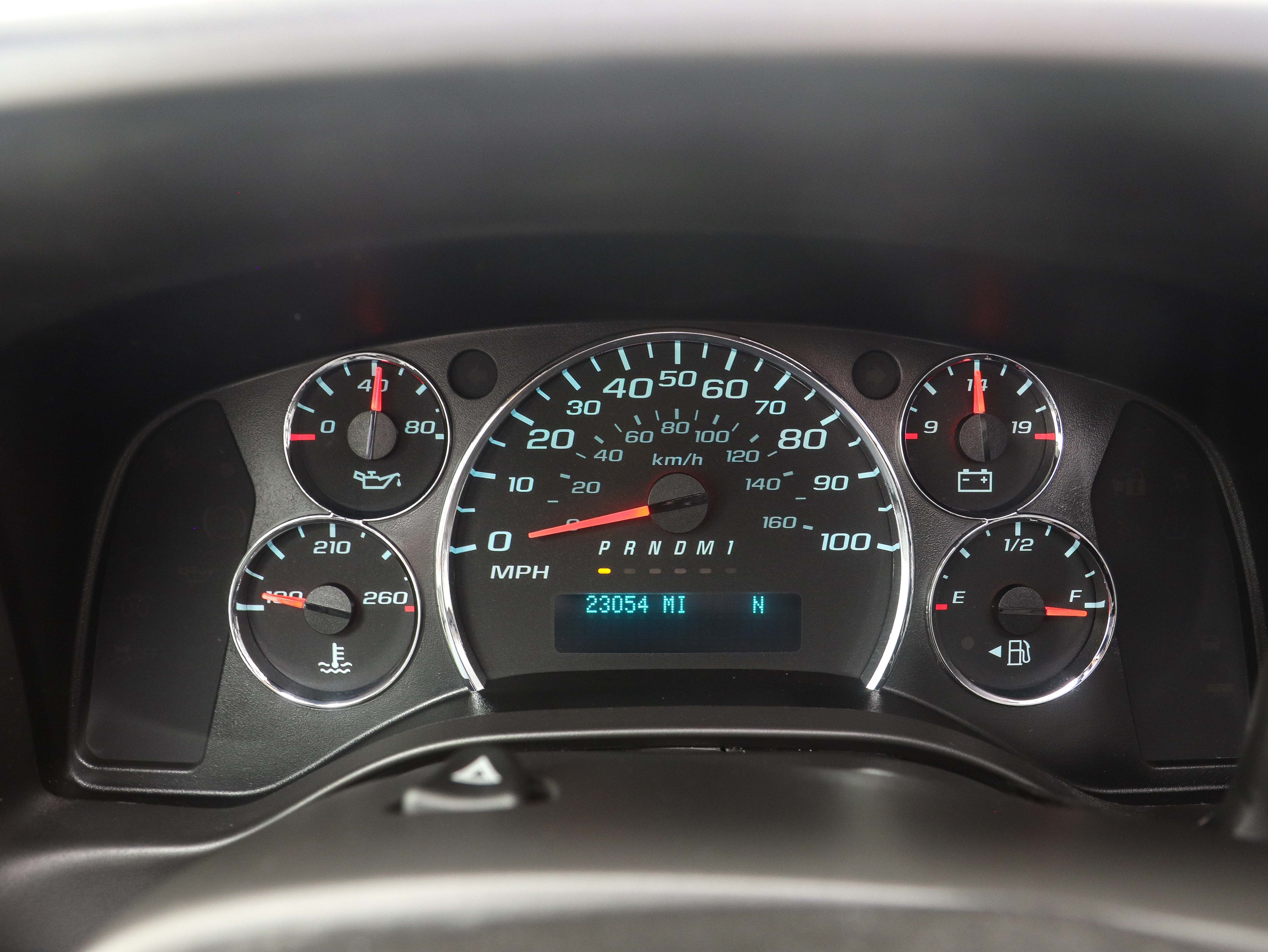 Used 2019 Chevrolet Express 3500 LT w/ LT Preferred Equipment Group RWD image 16
