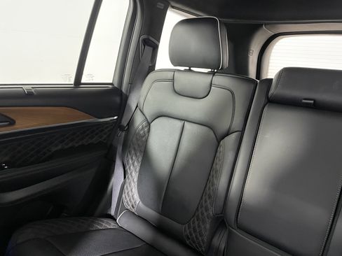 Used 2022 Jeep Grand Cherokee Summit image 13