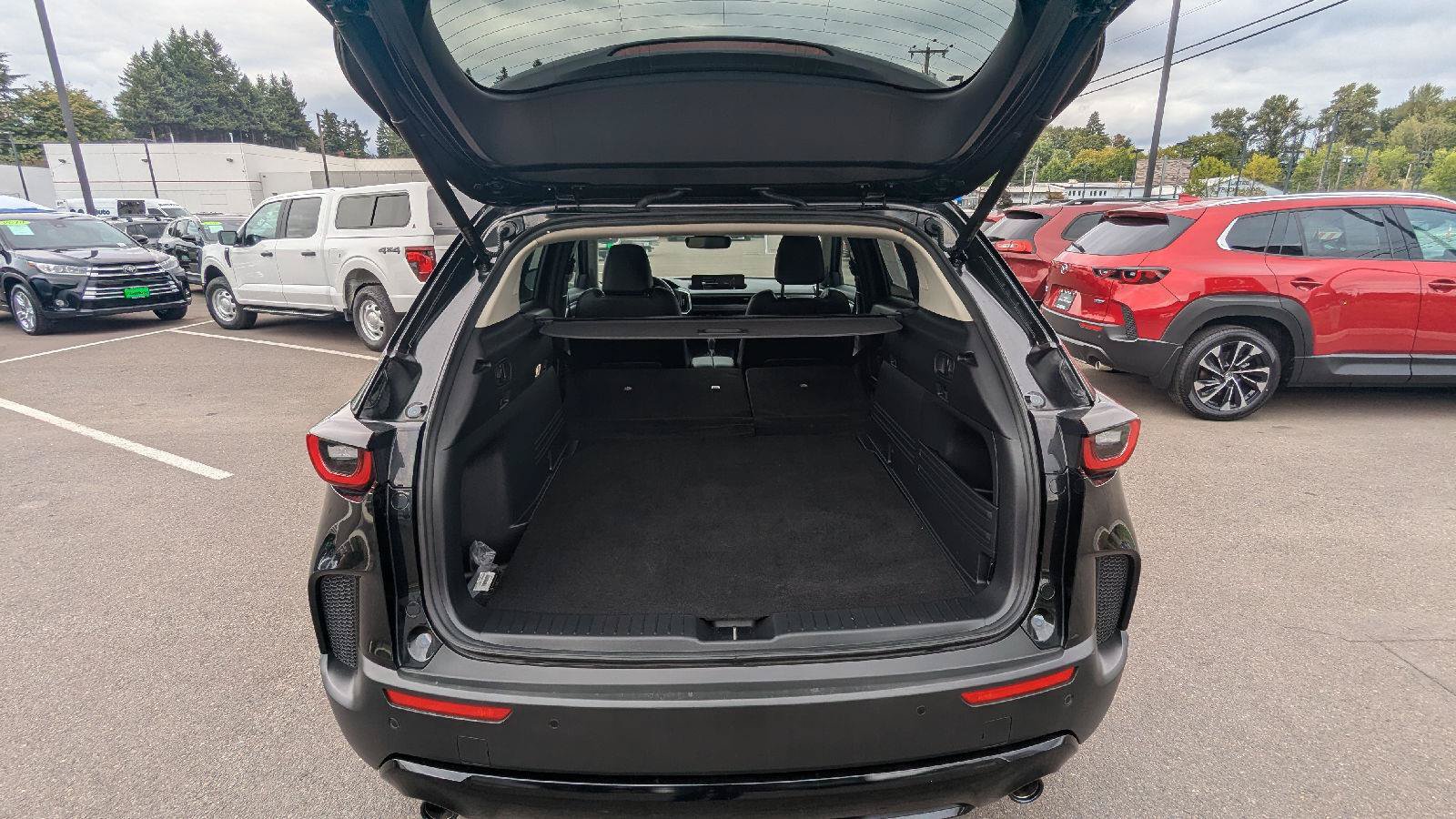 Used 2026 MAZDA CX-50 AWD 2.5 Hybrid w/ Cargo Package image 11