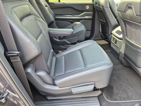 New 2026 Lincoln Navigator L Reserve AWD/4WD image 20