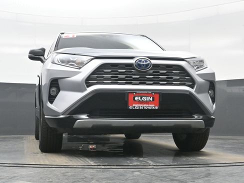 Used 2021 Toyota RAV4 XSE image 28