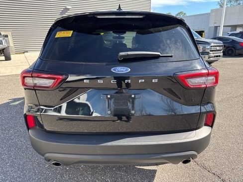 Used 2025 Ford Escape ST-Line image 4