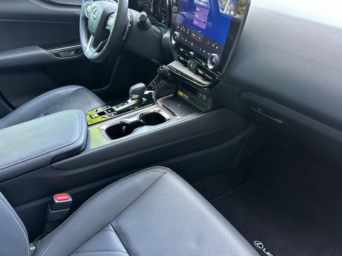 Used 2025 Lexus NX 450h+ AWD w/ Towing Package (2000 Lbs) image 20