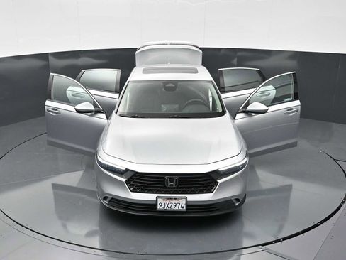 Used 2024 Honda Accord EX image 33