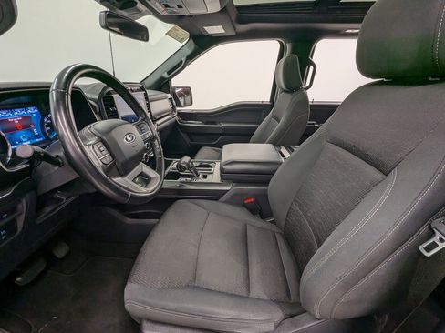 Used 2022 Ford F150 XLT w/ Equipment Group 302A High image 4