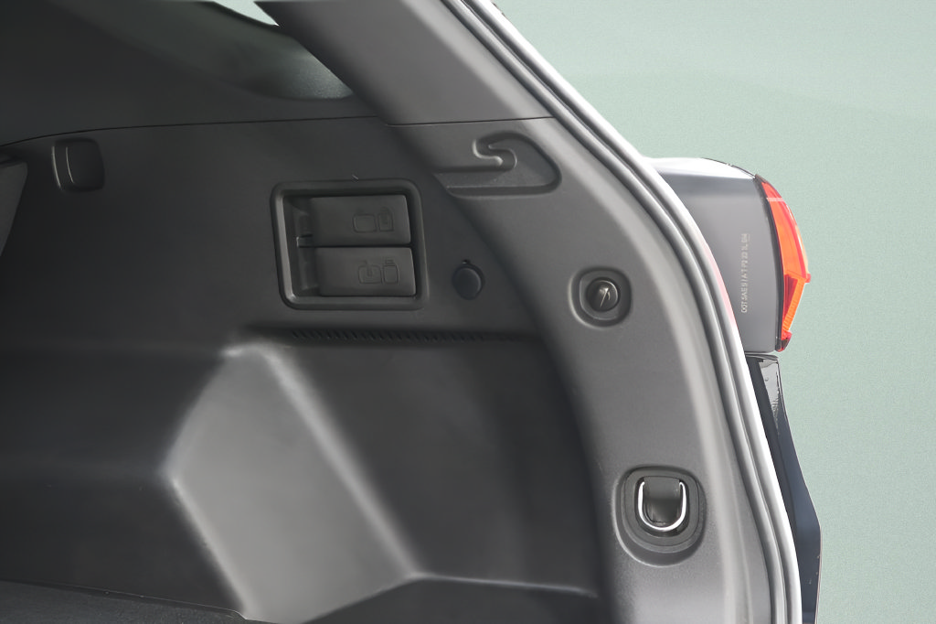 Used 2024 Chevrolet Equinox RS AWD/4WD image 27