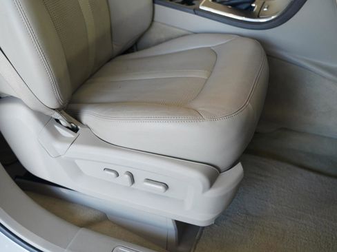 Used 2013 Lincoln MKX FWD image 30