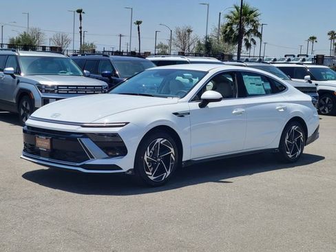 New 2026 Hyundai Sonata SEL FWD image 2