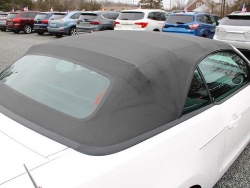 Used 2012 Ford Mustang Premium image 31