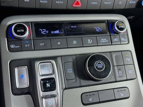 Used 2025 Hyundai Palisade SEL image 24