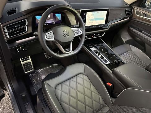 New 2026 Volkswagen Atlas SEL Premium R-Line image 10