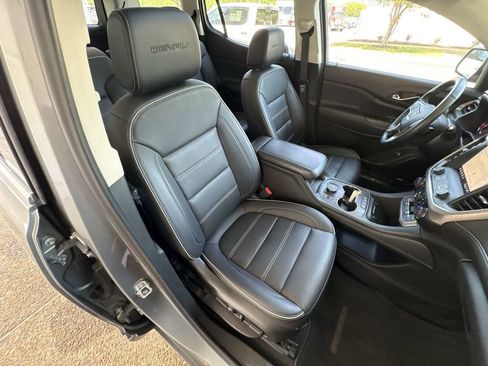 Certified 2023 GMC Acadia Denali w/ Denali Ultimate Package FWD image 29