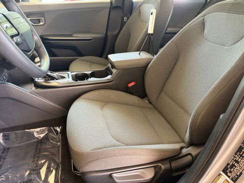 Used 2025 Kia K4 FWD image 25