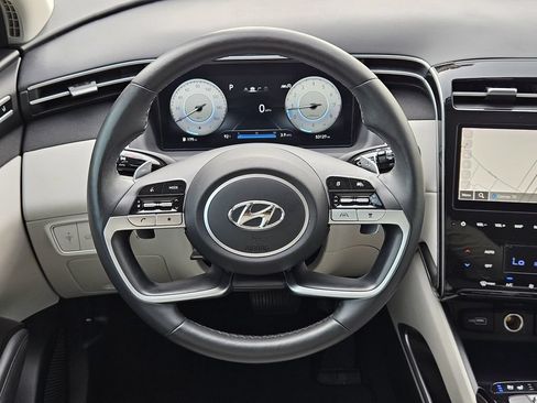 Used 2024 Hyundai Tucson Limited FWD image 25