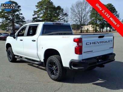 Used 2025 Chevrolet Silverado 1500 Custom Trail Boss w/ LPO, Dark Essentials Package
