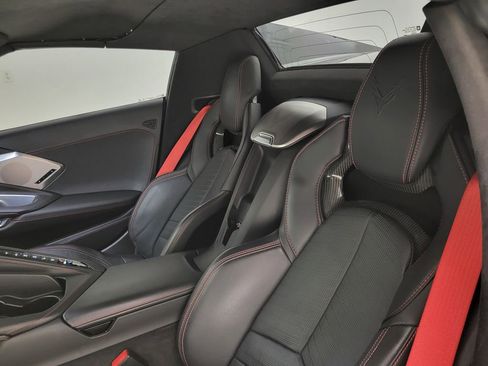 Used 2022 Chevrolet Corvette Stingray Premium Conv w/ Z51 Performance Package RWD image 37