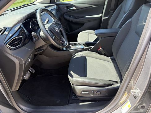 Used 2023 Buick Encore GX Select w/ Sport Touring Package FWD image 4