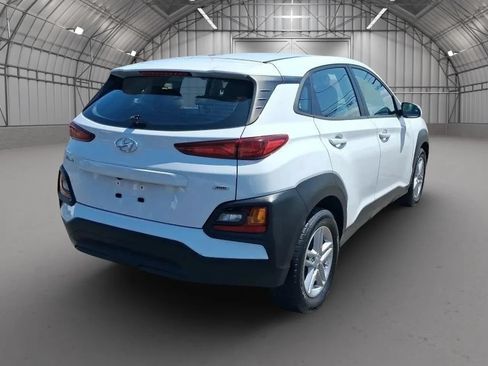 Used 2021 Hyundai Kona SE AWD/4WD image 5