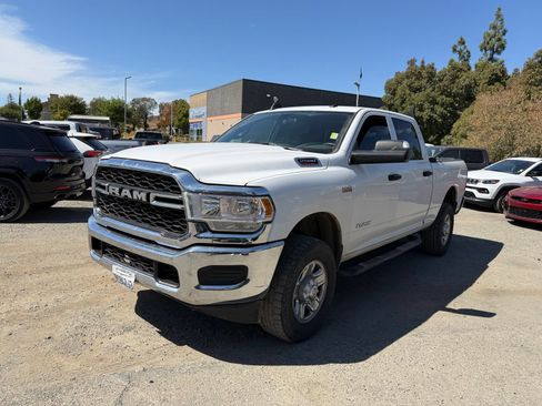 Used 2022 RAM 2500 Tradesman AWD/4WD image 1