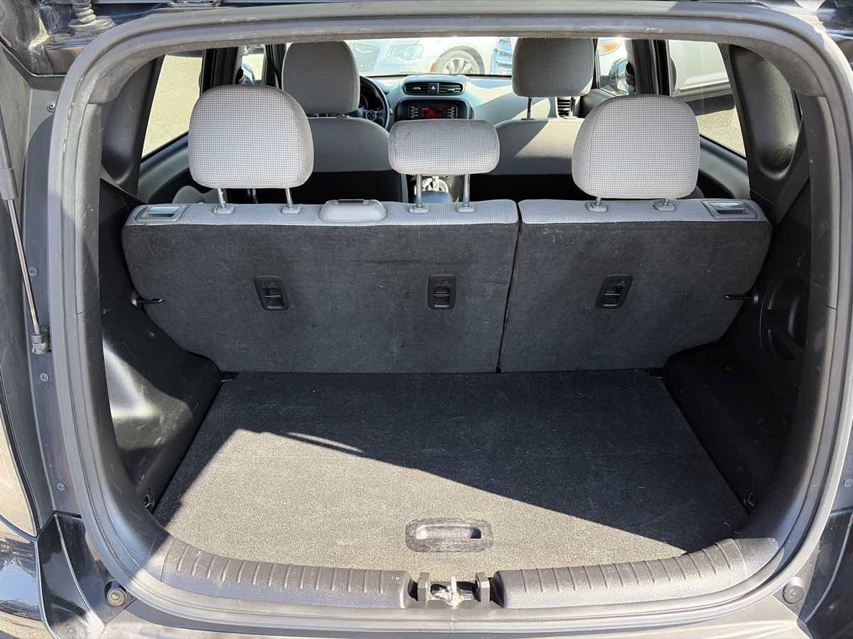 Used 2016 Kia Soul FWD image 18