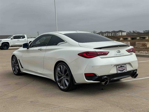 Used 2022 INFINITI Q60 Red Sport 400 w/ Carbon Fiber Package image 5