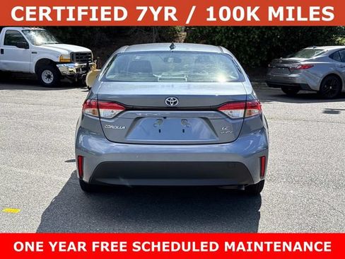 Used 2025 Toyota Corolla LE FWD image 3