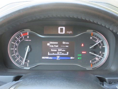 Used 2018 Honda Pilot EX-L image 12