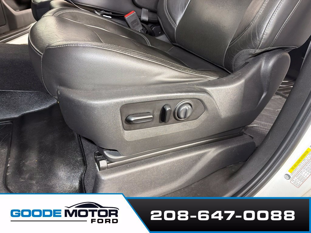Used 2020 Chevrolet Silverado 1500 LTZ w/ Safety Package II AWD/4WD image 12