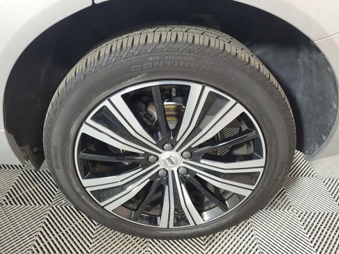 Certified 2023 Volvo XC60 B5 Plus w/ Protection Package Premier image 13