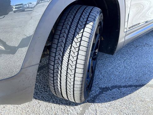 Used 2020 GMC Terrain SLT w/ Preferred Package image 23