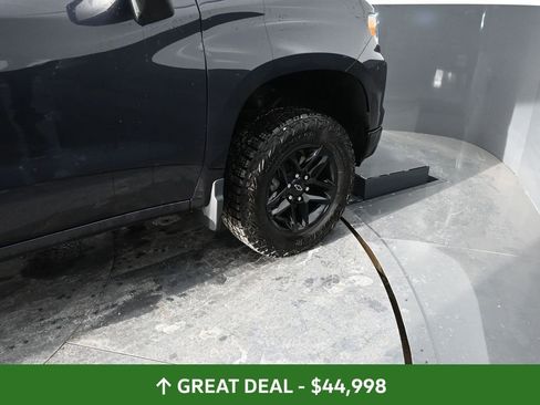 Used 2024 Chevrolet Silverado 1500 LT Trail Boss w/ Convenience Package II AWD/4WD image 26