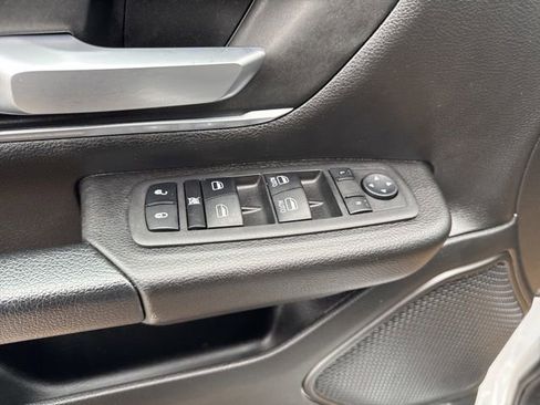 Used 2023 RAM 1500 Big Horn image 9