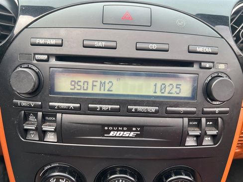 Used 2006 MAZDA MX-5 Miata Grand Touring w/ Premium Pkg image 20