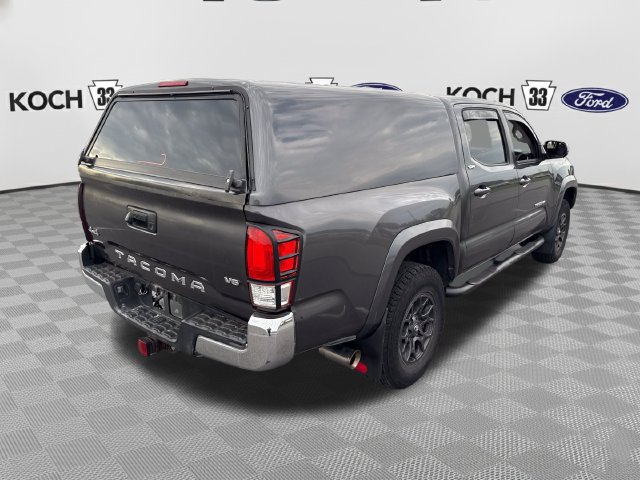 Used 2017 Toyota Tacoma SR5 w/ Tow Package AWD/4WD image 8