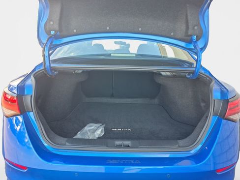 Used 2023 Nissan Sentra SR w/ Electronics Package image 22