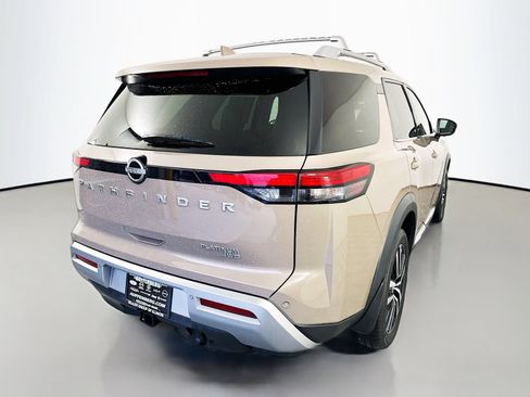 Used 2023 Nissan Pathfinder Platinum w/ Cargo Package AWD/4WD image 7