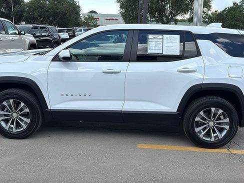 Certified 2026 Chevrolet Equinox LT FWD image 4