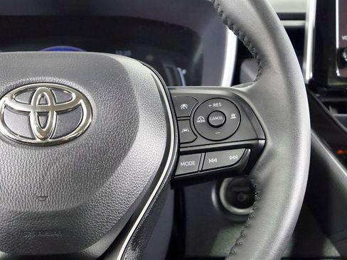 Used 2023 Toyota Corolla XLE image 31