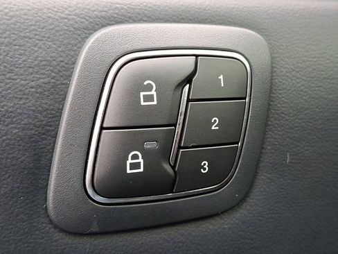 Certified 2022 Ford Mustang Mach-E Premium image 27