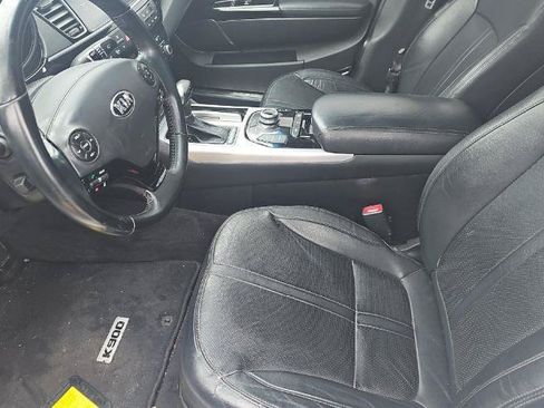 Used 2017 Kia K900 Premium RWD image 6