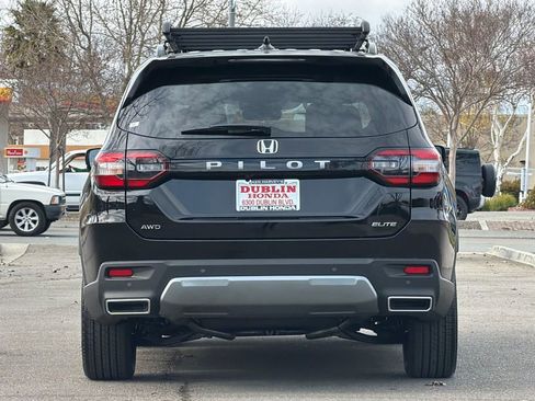 New 2026 Honda Pilot Elite image 5