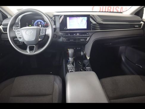 Used 2025 Toyota Camry LE FWD image 16