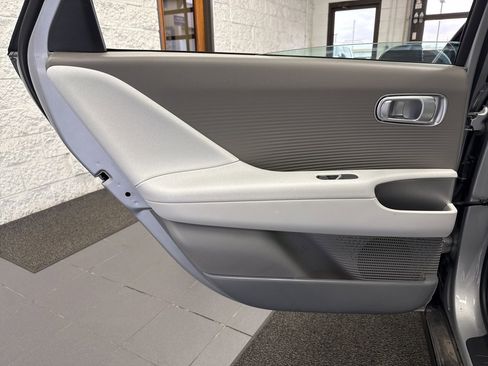 Used 2023 Hyundai Ioniq 6 SEL image 40