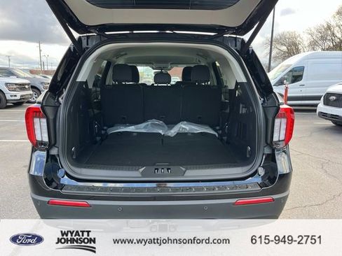 New 2026 Ford Explorer Active RWD image 12