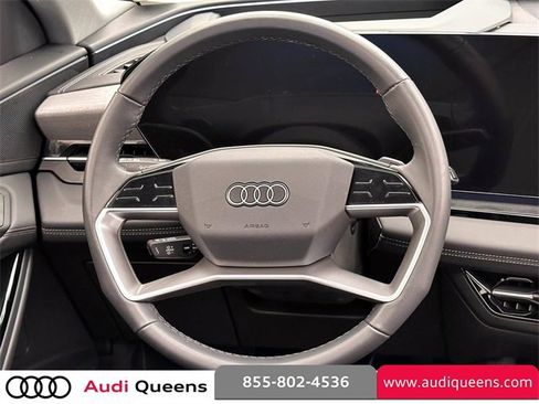 Used 2025 Audi Q6 e-tron Premium Plus image 15