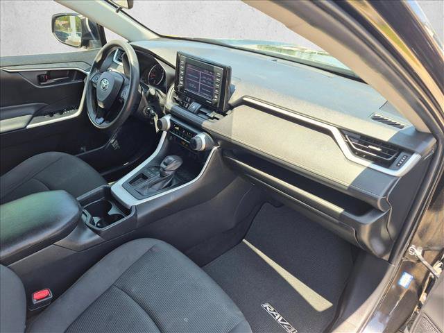Used 2021 Toyota RAV4 LE FWD image 22