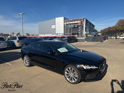 Used 2020 Volvo S60 T5 Momentum