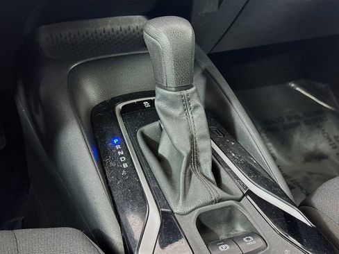 Used 2022 Toyota Corolla LE FWD image 23