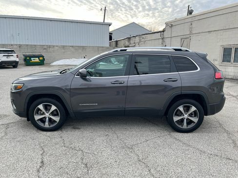 Used 2019 Jeep Cherokee Limited image 6
