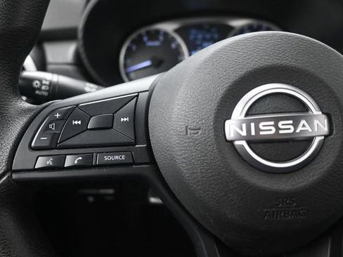 Used 2023 Nissan Versa S FWD image 25